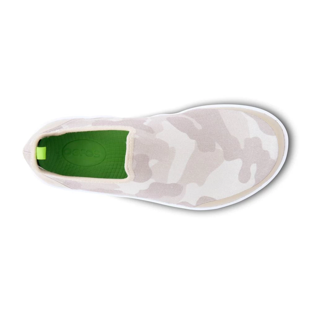 'OOFOS' Women's OOmg EeZee Low Shoe - White / Tan Camo 2 'OOFOS' Women's OOmg EeZee Low Shoe - White / Tan Camo - Image 2